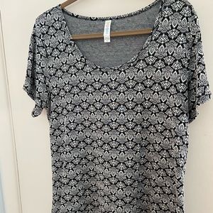 LuLaRoe classic shirt